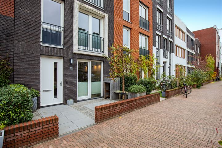 Bekijk foto 35 van Lakenvelderstraat 33