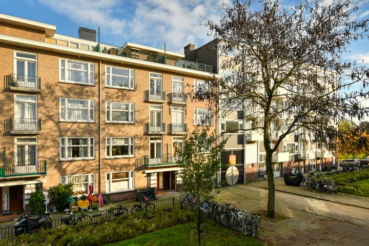 Uiterwaardenstraat 14 III/IV