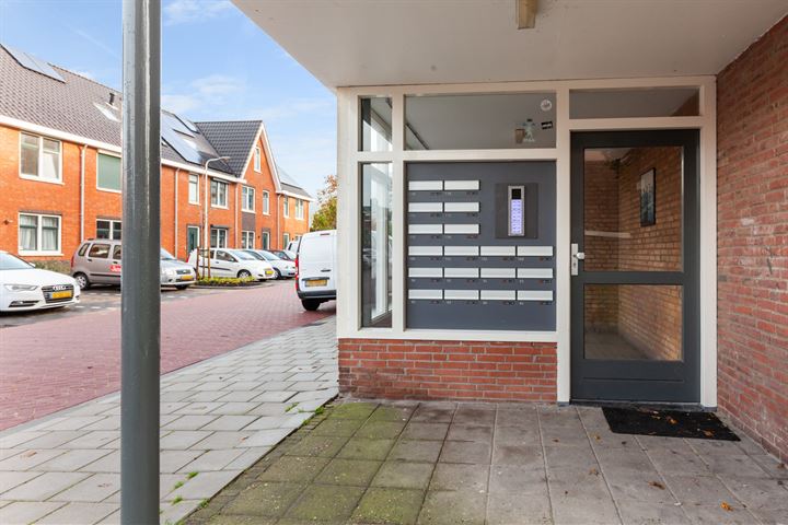 Bekijk foto 33 van Gedenklaan 112