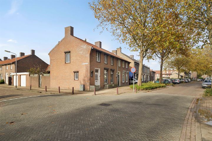 View photo 31 of Lijsterlaan 21