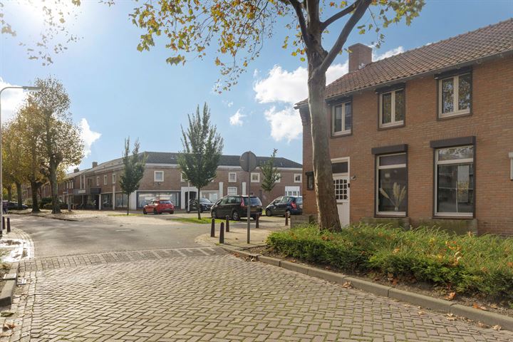 View photo 33 of Lijsterlaan 21