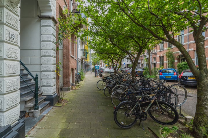 Bekijk foto 39 van Swammerdamstraat 27-B