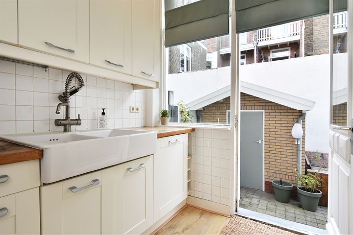 Bekijk foto 18 van Willem Beukelszoonstraat 19