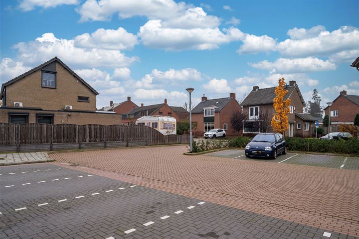 Bekijk foto 28 van Bergstraat 39