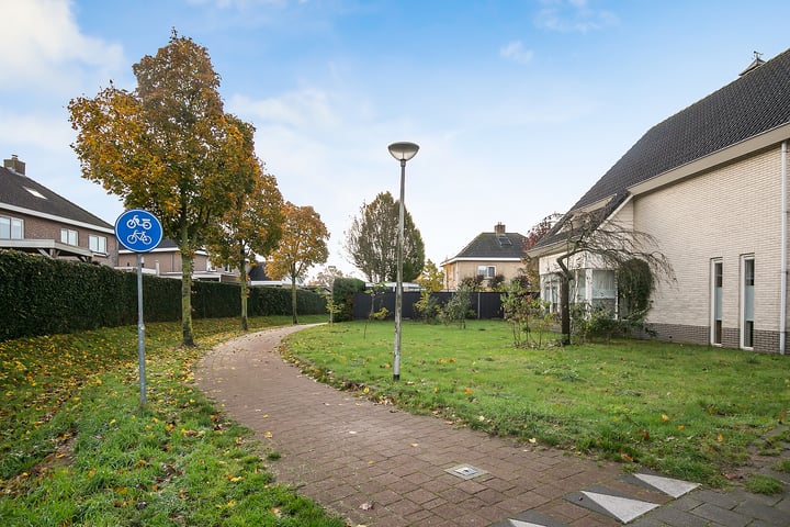 Bekijk foto 35 van Nieënhof 55