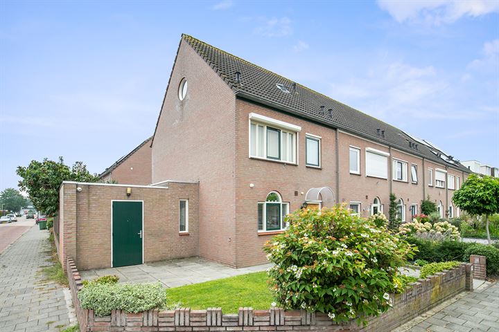 Bekijk foto 1 van Willibrordusstraat 57