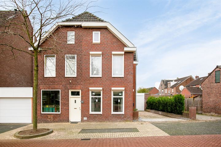 Bekijk foto 23 van Kasteelstraat 40