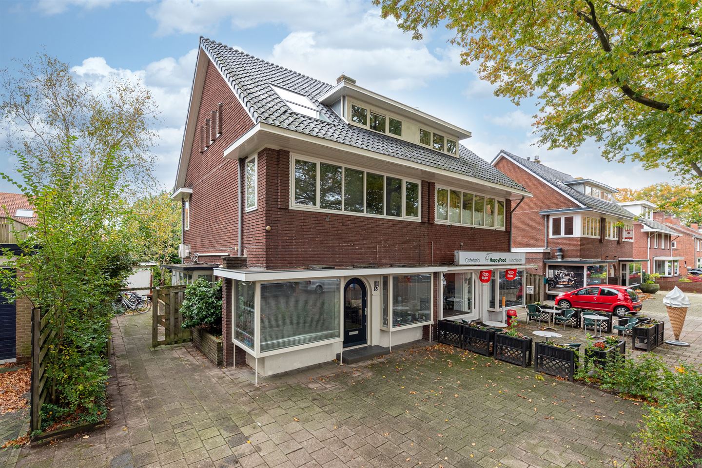 View photo 1 of Laan van Cattenbroeck 13