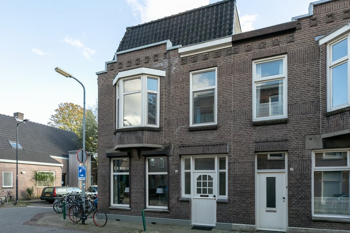 View photo 49 of Grazendonkstraat 14