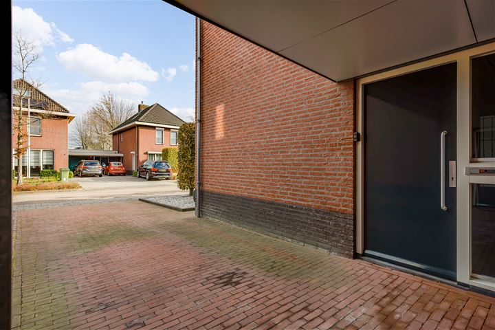 Bekijk foto 40 van Liebetehofstraat 3