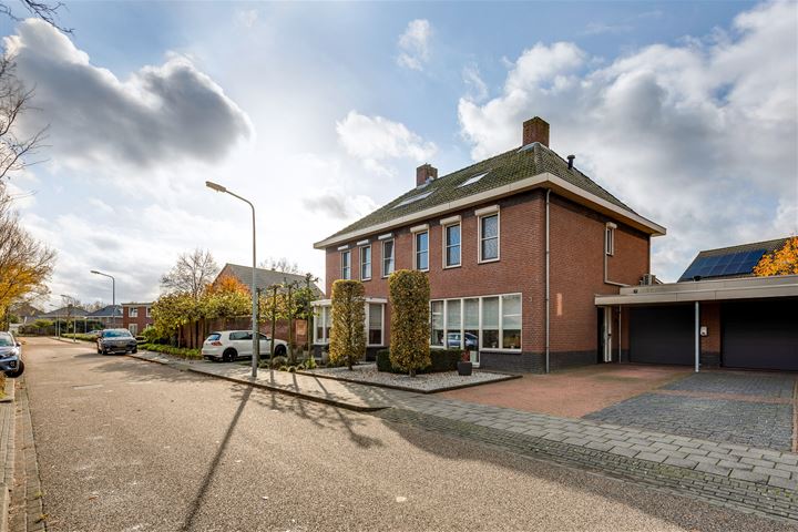 Bekijk foto 38 van Liebetehofstraat 3