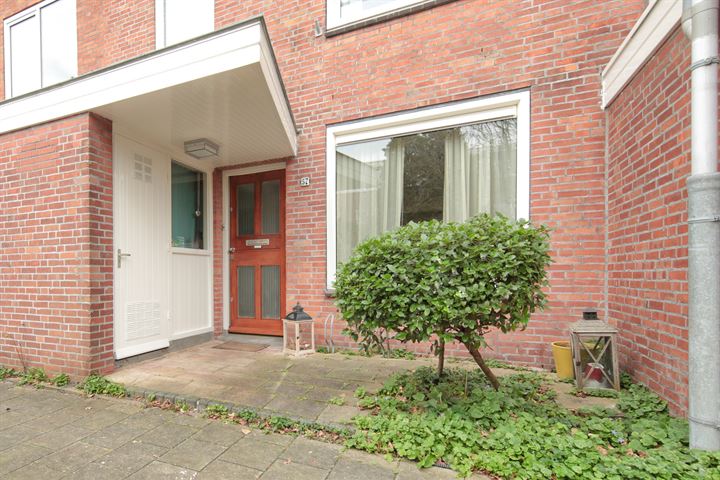 Bekijk foto 40 van Cornelis van Alkemadestraat 57