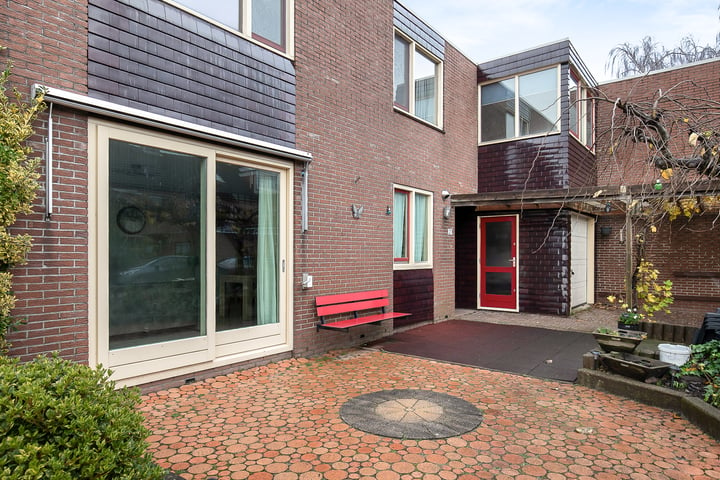 Bekijk foto 4 van Willem Tholenstraat 21