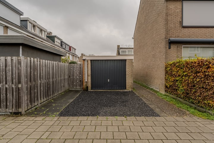 Bekijk foto 32 van Grebbestraat 19