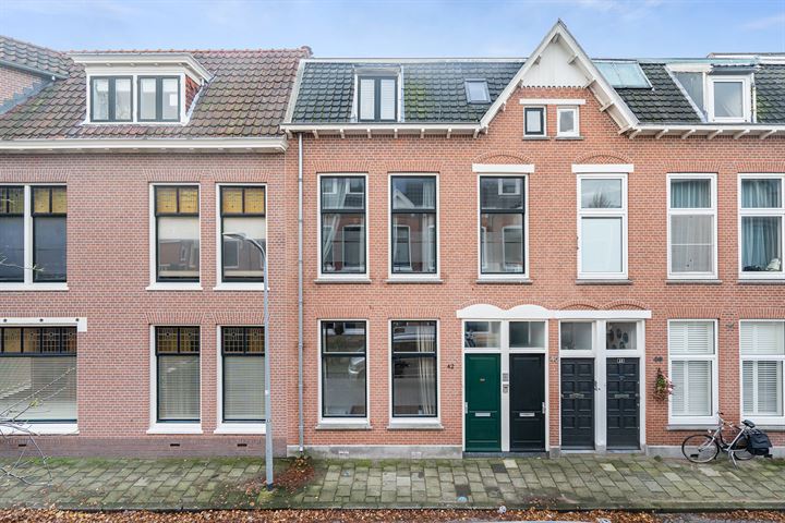 Bekijk foto 6 van Badhuisstraat 42