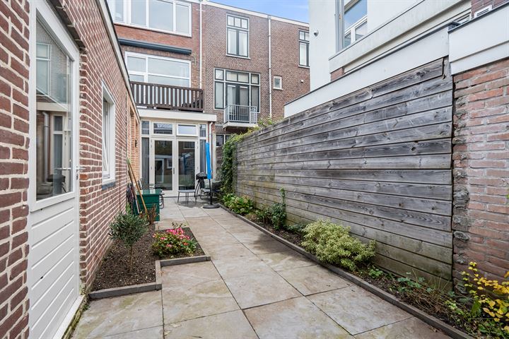 Bekijk foto 37 van Badhuisstraat 42