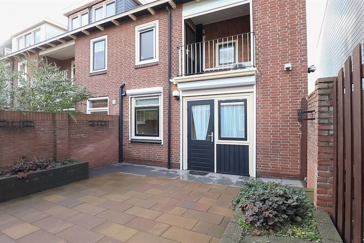 View photo 37 of Voortsweg 186