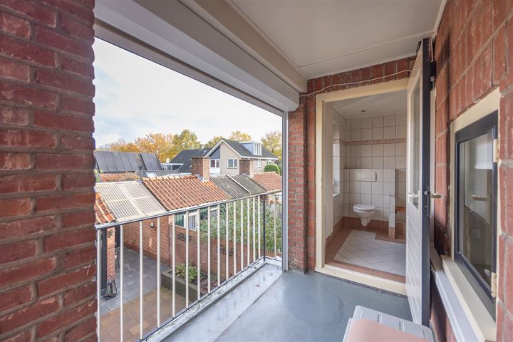 View photo 29 of Voortsweg 186