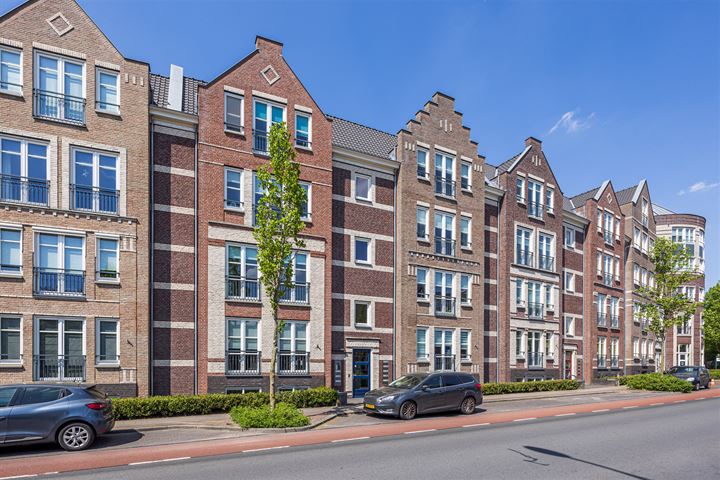 Bekijk foto 4 van Beatrixstraat 95