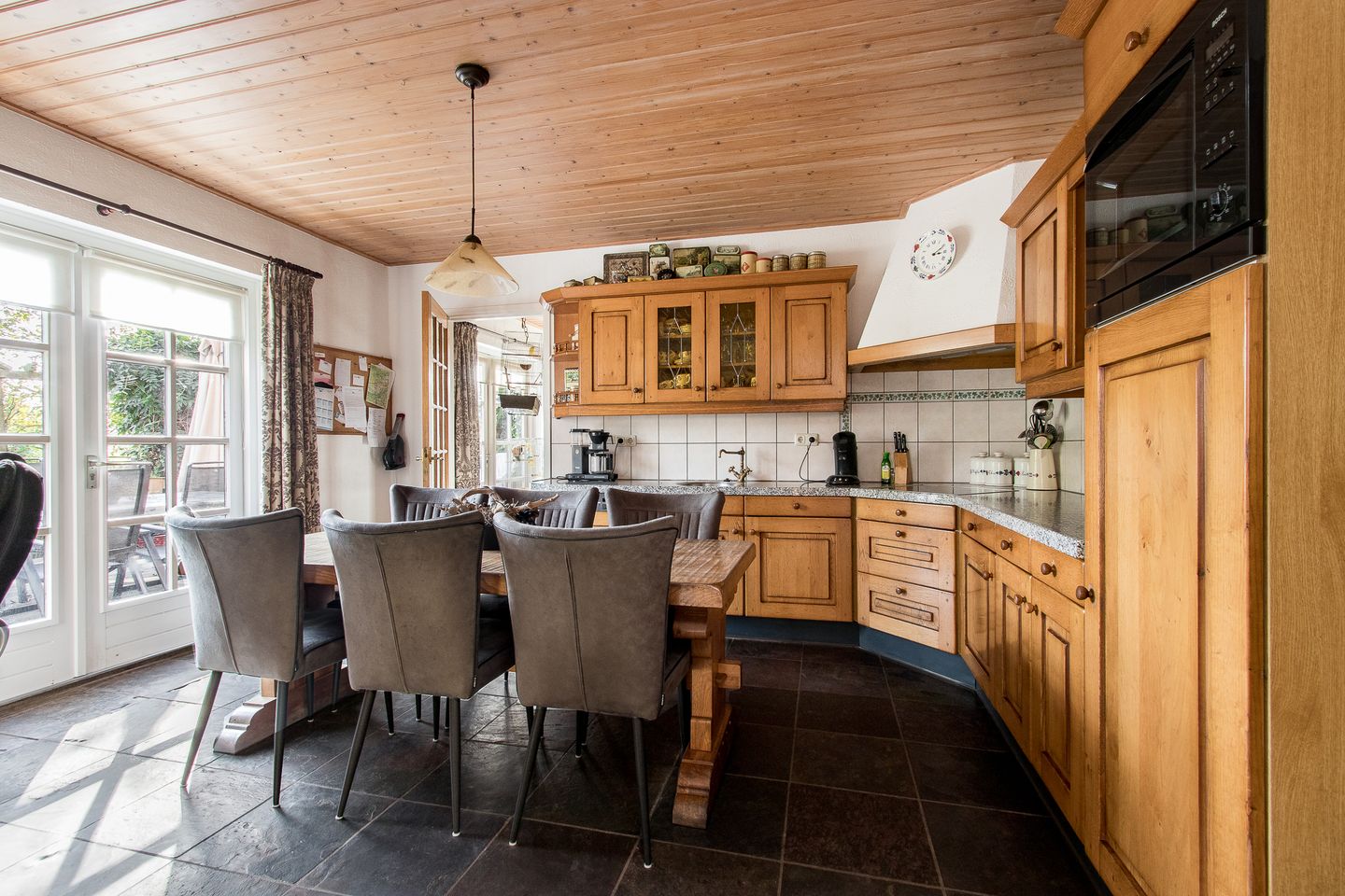 Foto 19 van Nieuwe Steeg 12