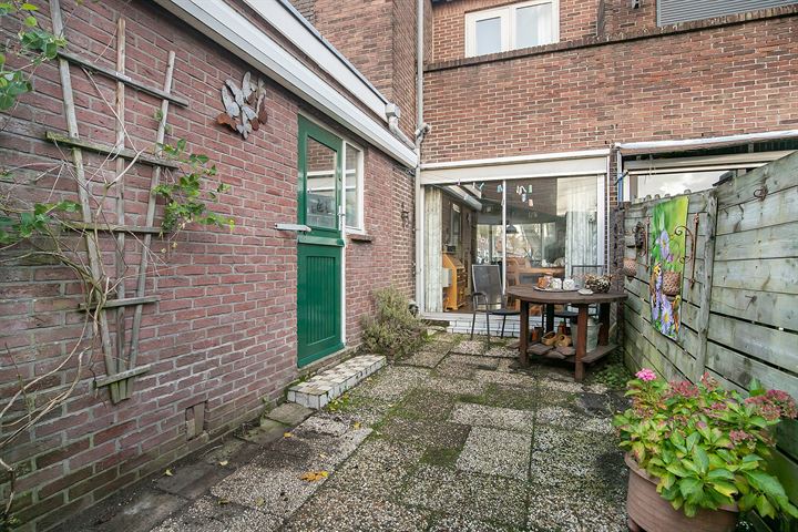 View photo 16 of van der Palmstraat 7