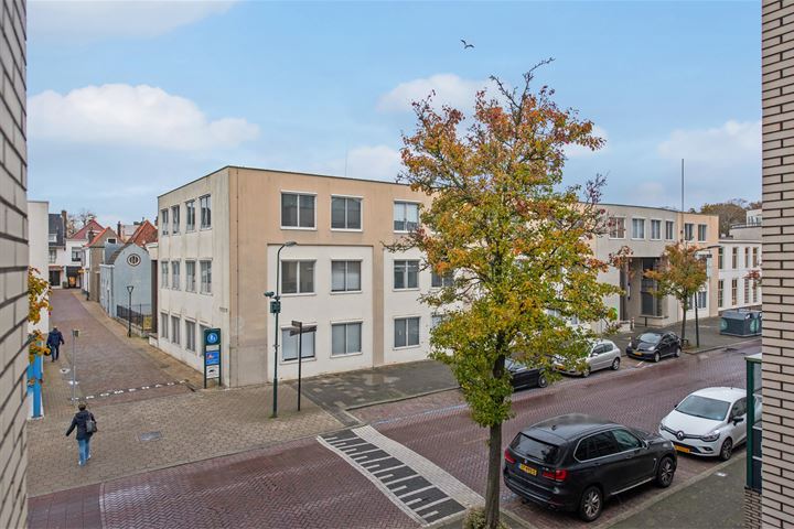 Bekijk foto 32 van Raadhuisstraat 28