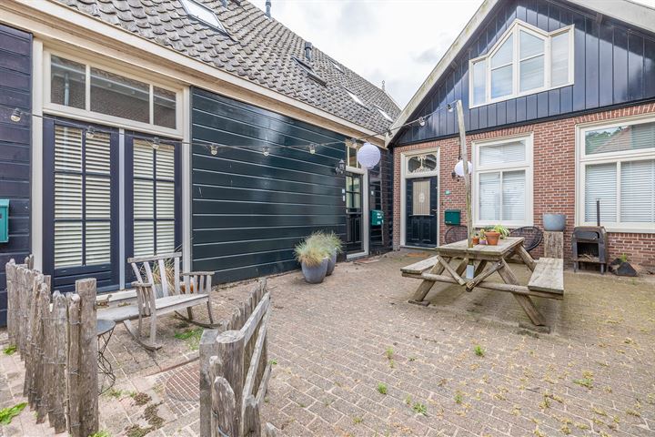 View photo 6 of Raadhuisstraat 55-B