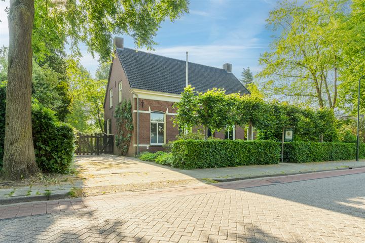 Bekijk foto 2 van Kerkstraat 17