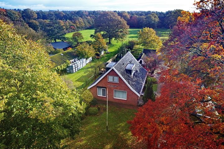 Bekijk foto 2 van Middeldijk 33