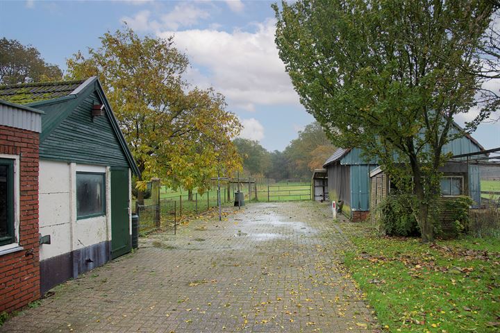 Bekijk foto 9 van Middeldijk 33