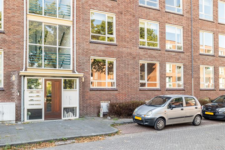 Bekijk foto 4 van Mgr. Frenckenstraat 30