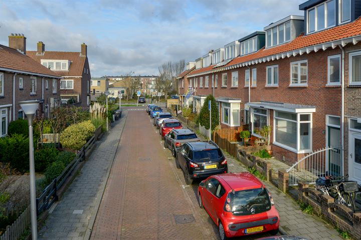 Bekijk foto 37 van Constantijn Huygensstraat 12