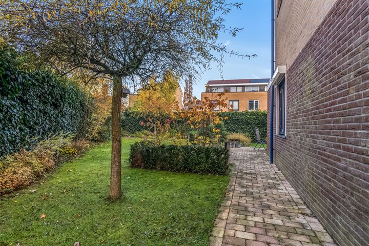 View photo 36 of Annabellastraat 21