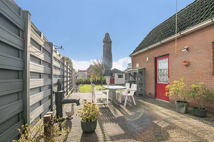 Bekijk foto 26 van Koninginnestraat 7