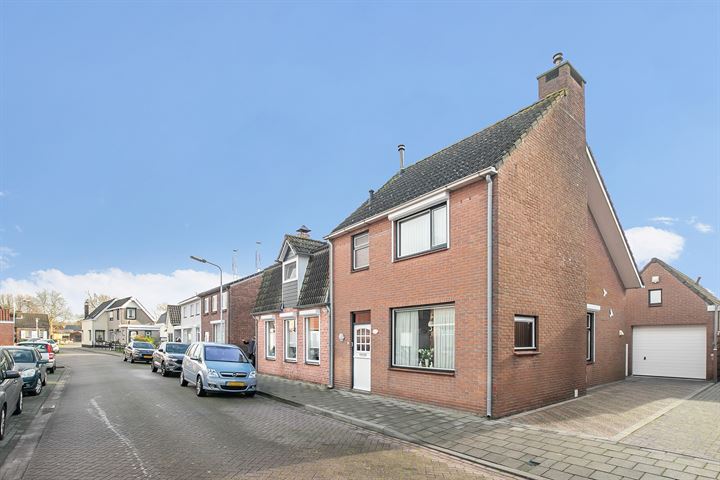 Bekijk foto 33 van Koninginnestraat 7