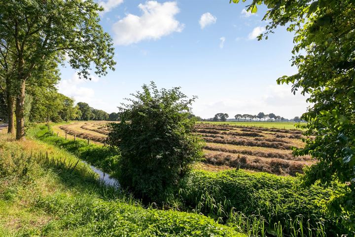 Bekijk foto 32 van Heilig Kruisstraat 65