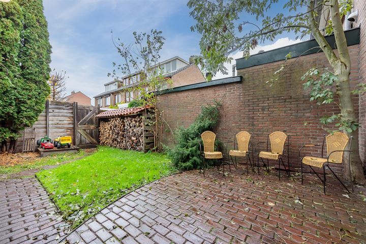 Bekijk foto 30 van Gijsbert van Stoutenborchstraat 56