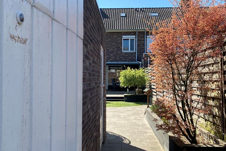 Bekijk foto 33 van Veldstraat 44