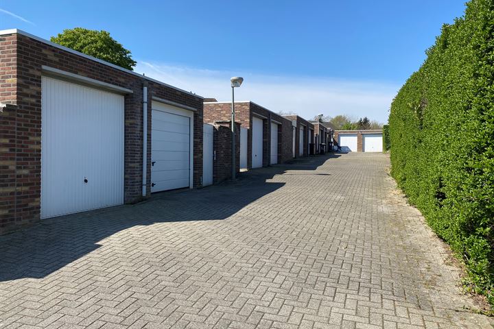 Bekijk foto 35 van Veldstraat 44