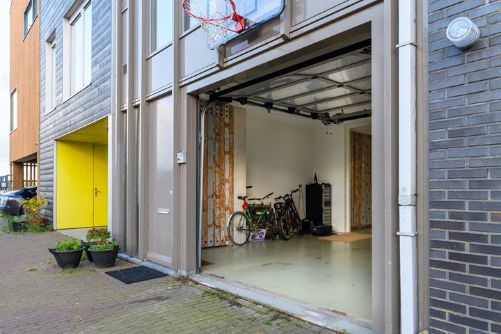 Bekijk foto 4 van Pybo Steenstrastraat 24