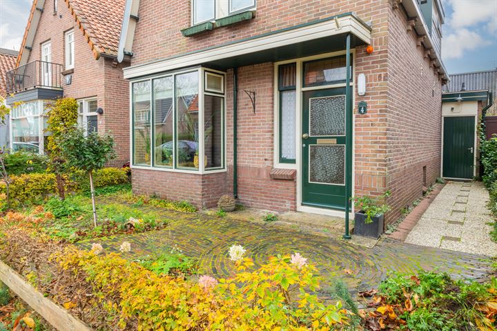 View photo 34 of Tetburgstraat 4