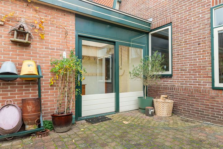 View photo 39 of Tetburgstraat 4