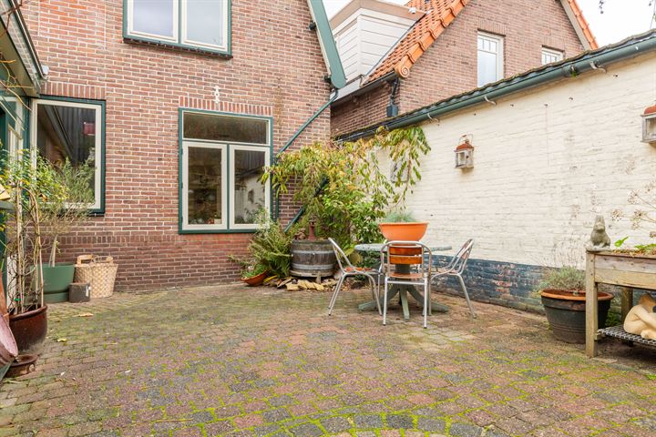 View photo 38 of Tetburgstraat 4