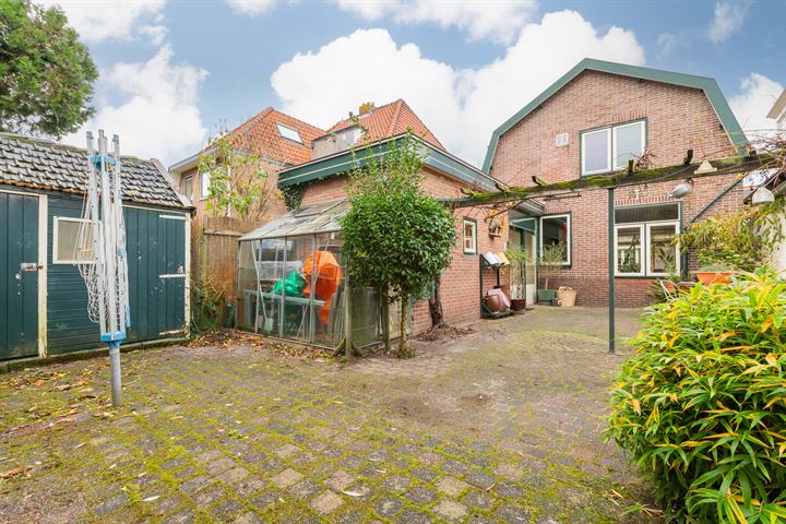 Bekijk foto 42 van Tetburgstraat 4