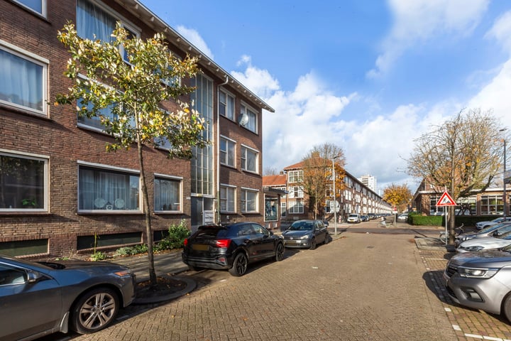 Bekijk foto 2 van Tapuitstraat 73-B