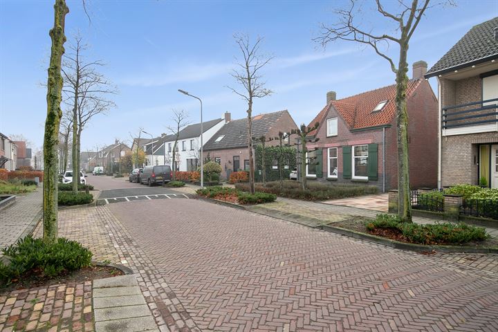 Bekijk foto 49 van Achtmaalseweg 51