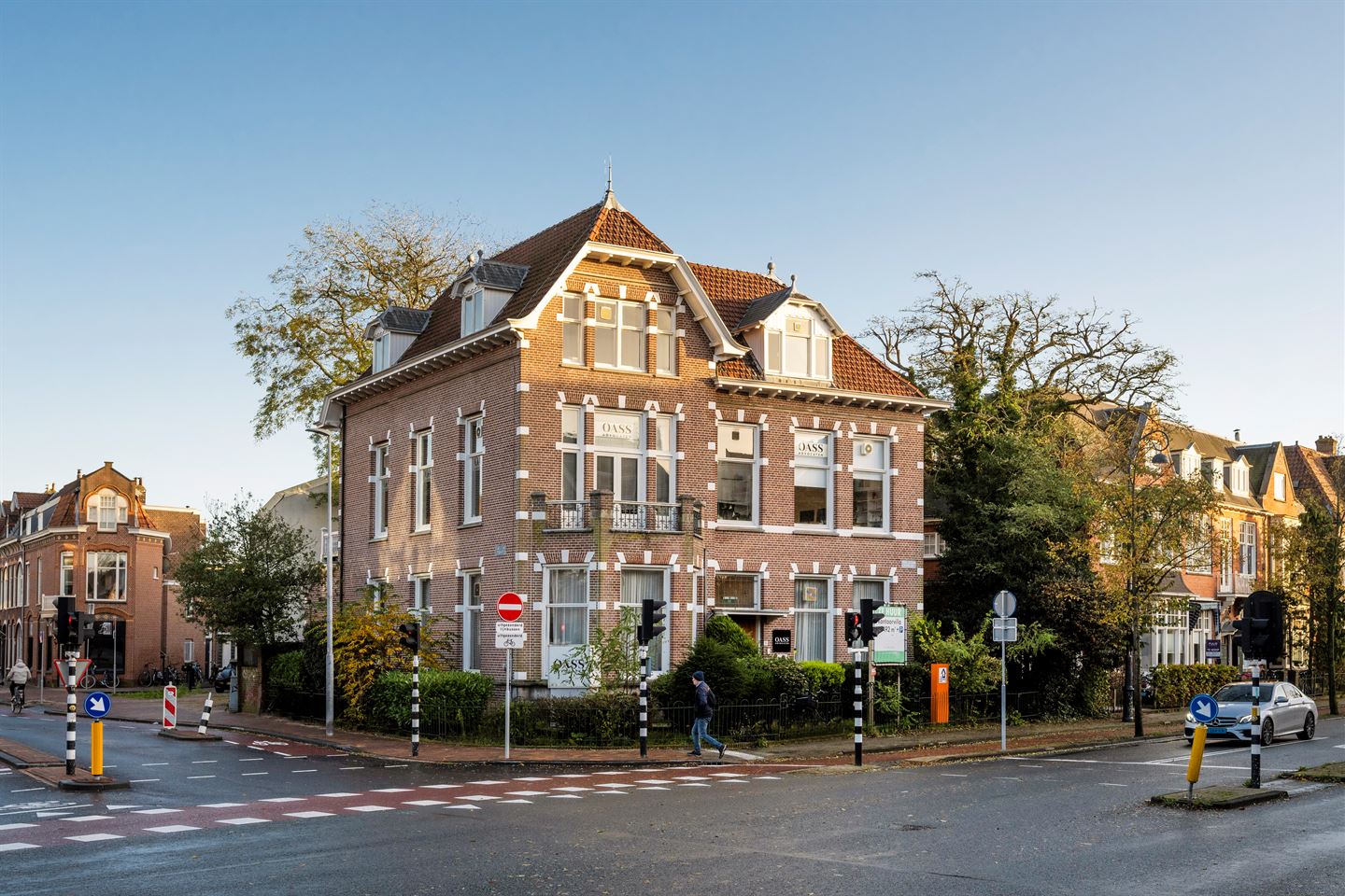 Bekijk foto 1 van Van Eedenstraat 9