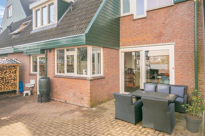 Bekijk foto 35 van Meeuwstraat 12