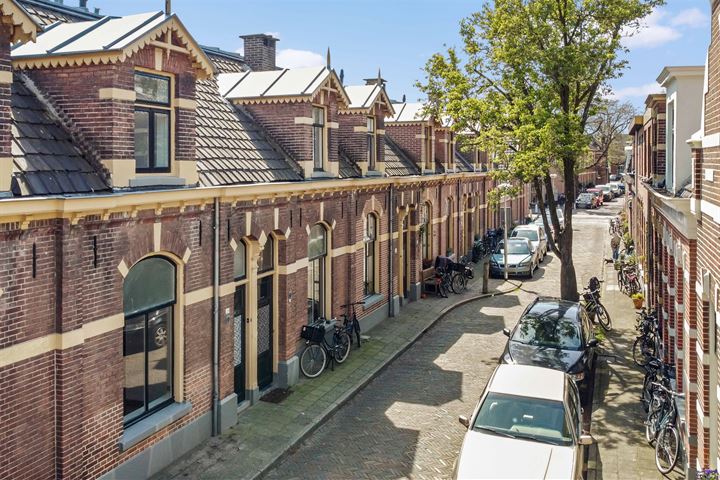 Bekijk foto 2 van Eigenhaardstraat 26