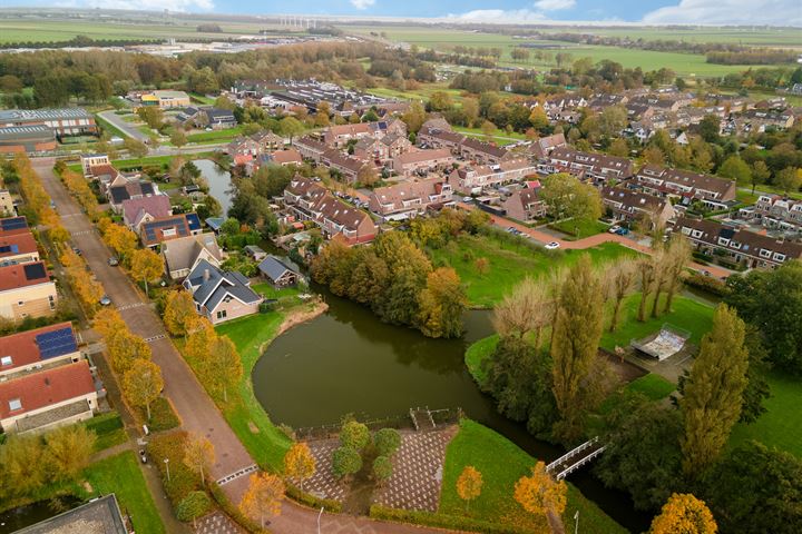 Bekijk foto 39 van Rietvoornlaan 11